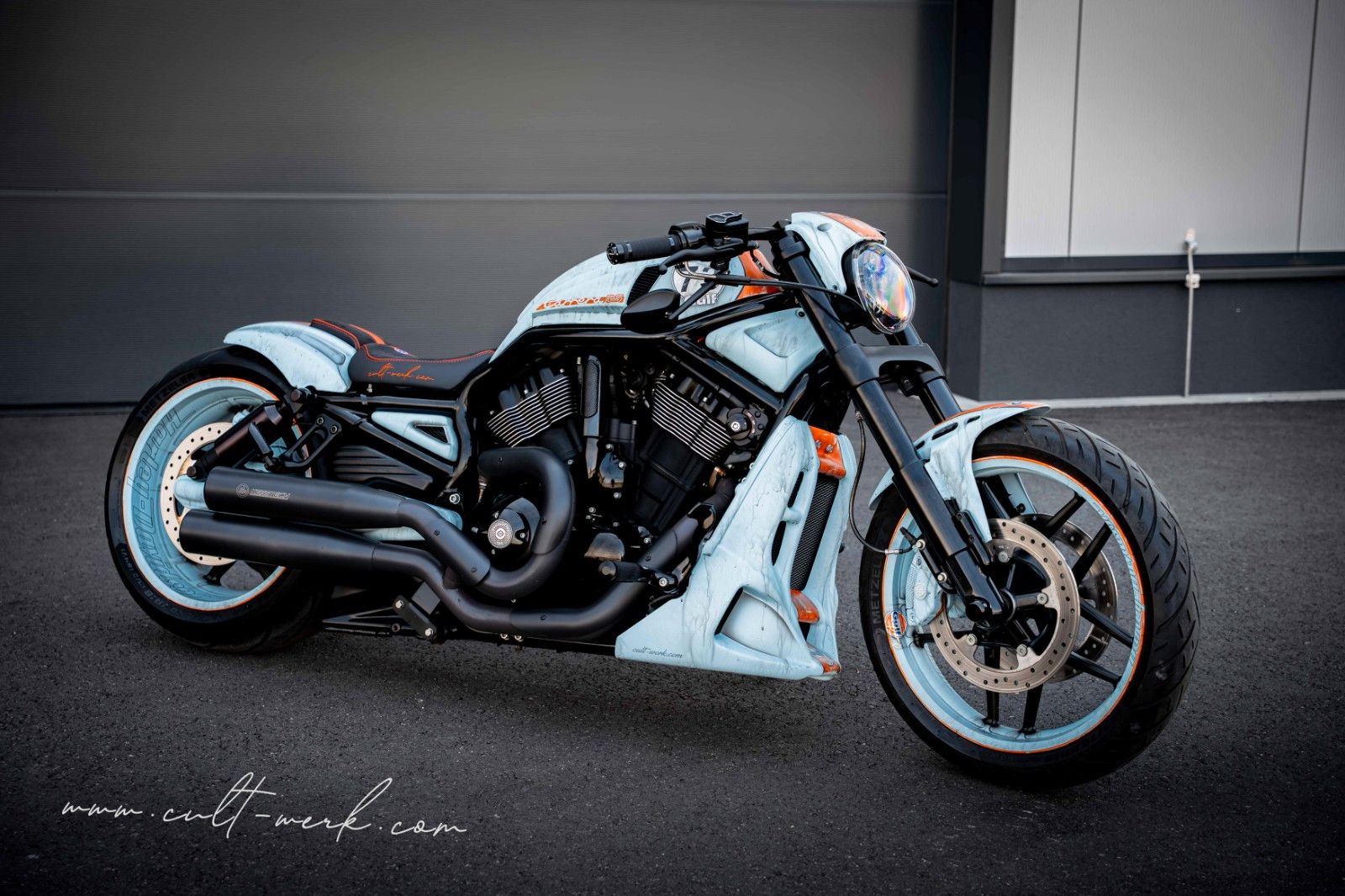 HARLEY DAVIDSON V-Rod Night Rod Special "GULF" by Cult-Werk HARLEY DAVIDSON V-Rod Night Rod Special "GULF" by Cult-Werk