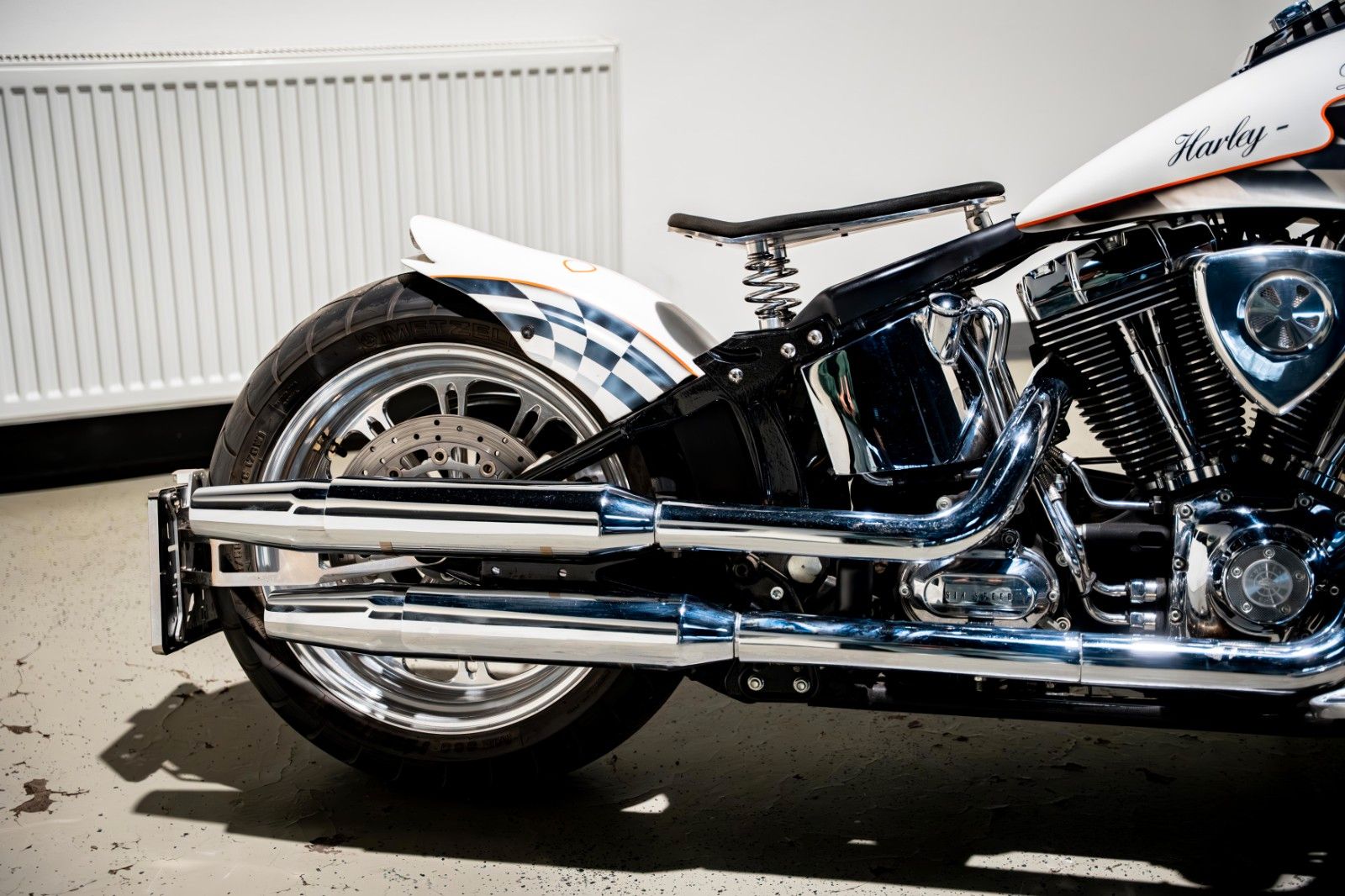 HARLEY DAVIDSON Softail Custom FXSTC 210er Customized