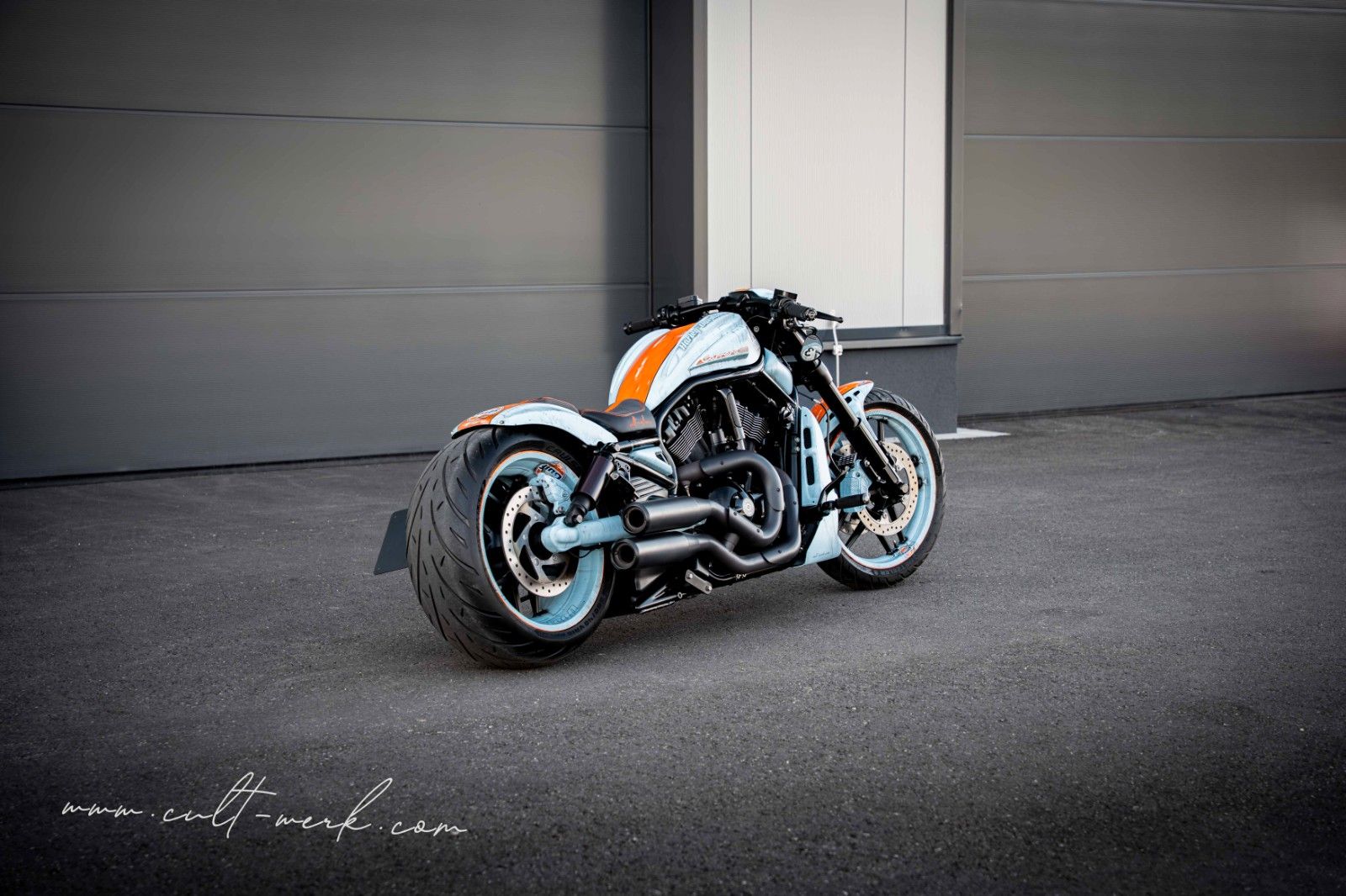 HARLEY DAVIDSON V-Rod Night Rod Special "GULF" by Cult-Werk HARLEY DAVIDSON V-Rod Night Rod Special "GULF" by Cult-Werk