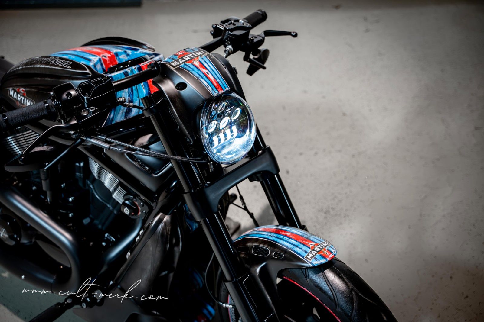 HARLEY DAVIDSON V-Rod Night Rod Special "Martini" by Cult-Werk
