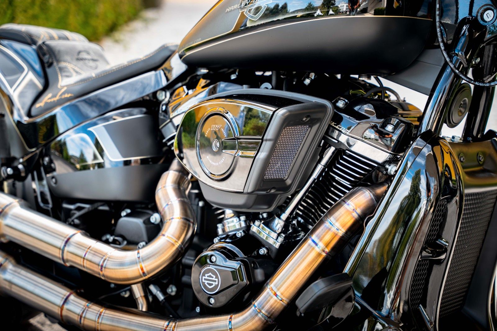 HARLEY DAVIDSON Breakout 117 2025 "Black Racing" by CULT-WERK