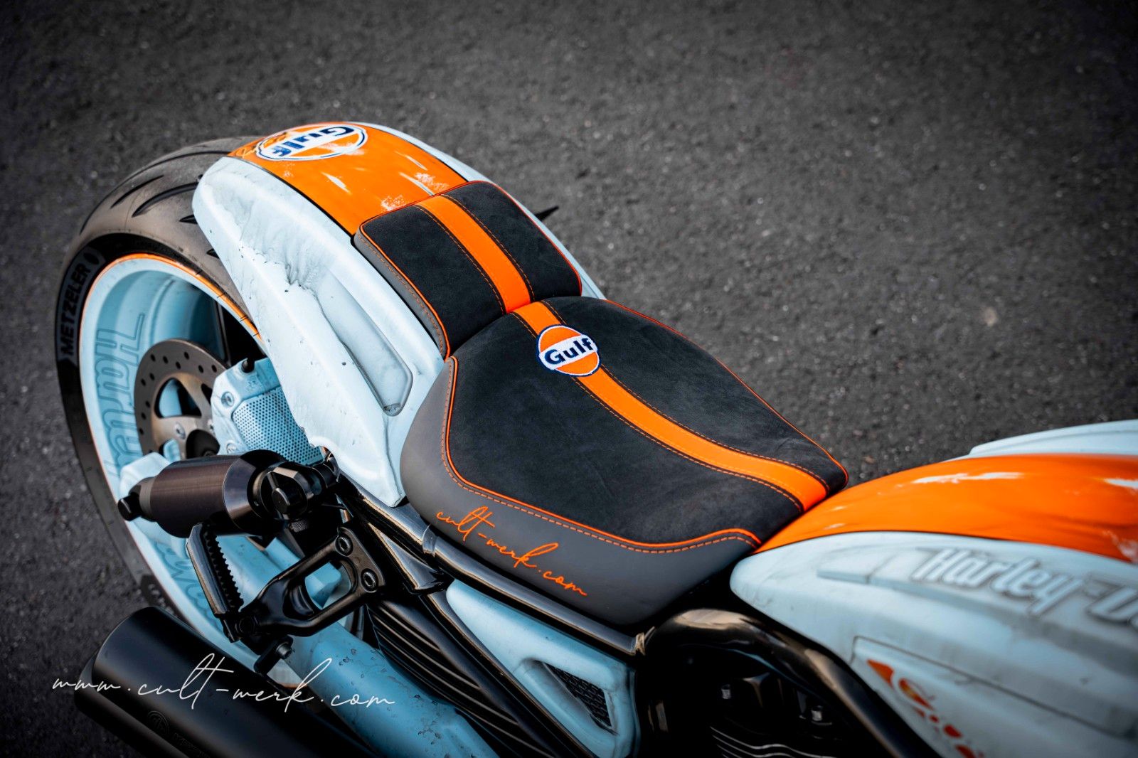HARLEY DAVIDSON V-Rod Night Rod Special "GULF" by Cult-Werk HARLEY DAVIDSON V-Rod Night Rod Special "GULF" by Cult-Werk