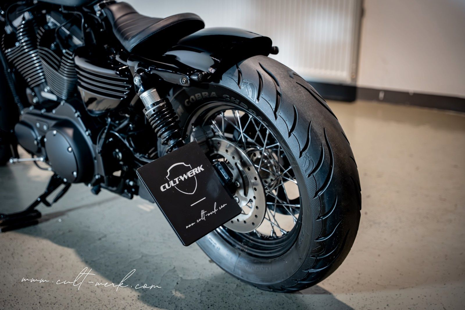 HARLEY DAVIDSON SPORTSTER 1200 CUSTOM "NARDO GREY" 48 by CW