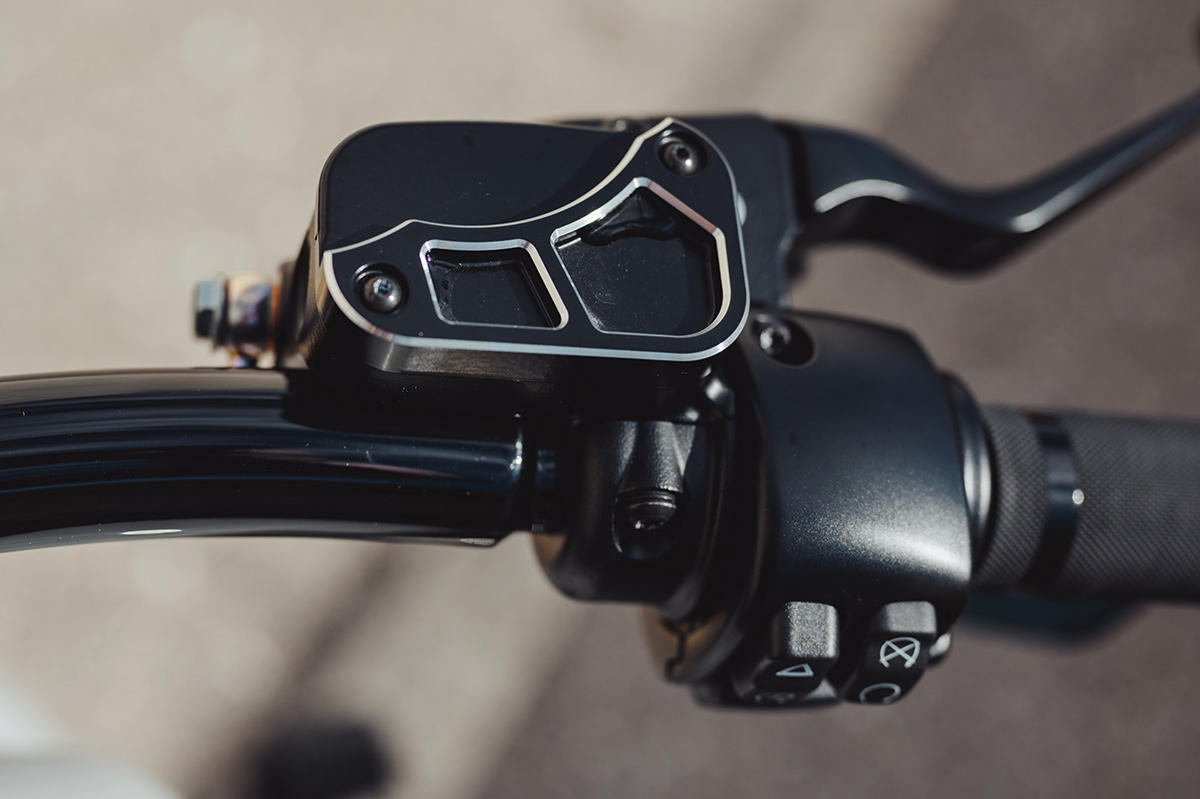 HARLEY SOFTAIL - Bremszylinderdeckel (Breakout ab 2013 & Softail ab 2018)