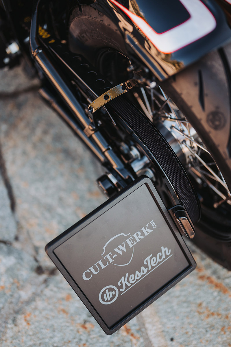 HARLEY SOFTAIL - Kennzeichenhalter inkl. Einschubrahmen mit TÜV (BJ. ab 2018)