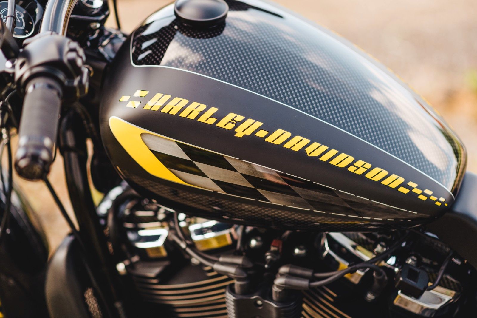 HARLEY DAVIDSON Breakout 114 "Yellow Racer" 280 by Cult-Werk