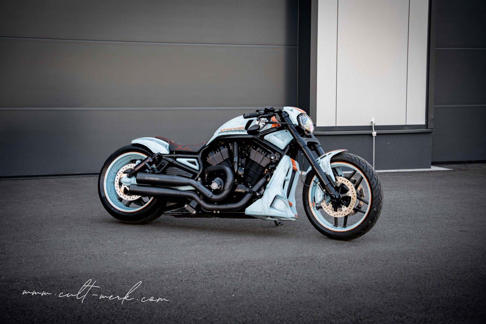 HARLEY DAVIDSON V-Rod Night Rod Special "GULF" by Cult-Werk HARLEY DAVIDSON V-Rod Night Rod Special "GULF" by Cult-Werk