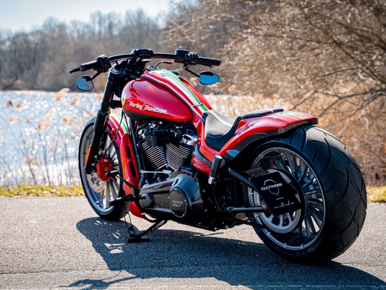 Harley-Davidson Breakout 117 2024 FERRARI by CULT-WERK