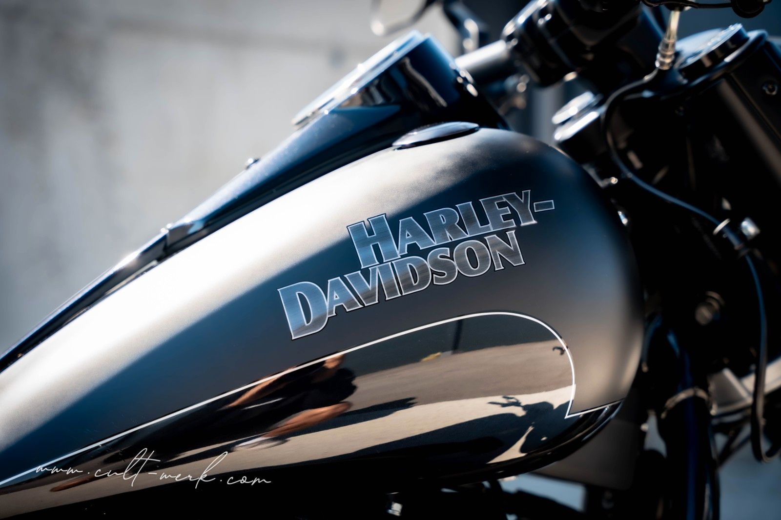Harley-Davidson Fat Boy 114 "Black Racing" by Cult-Werk