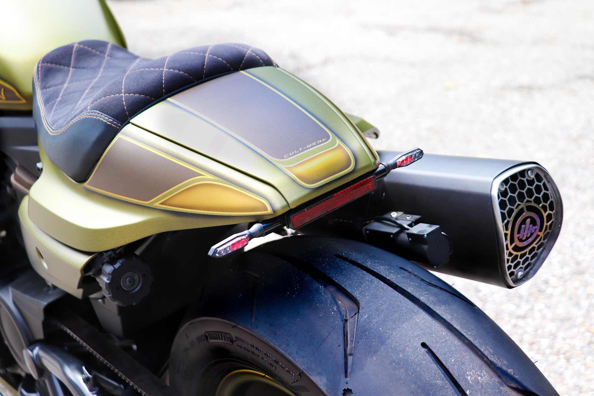 HARLEY SPORTSTER S - LED Beleuchtungsset 3in1 inkl. Halter (BJ. ab 2021)