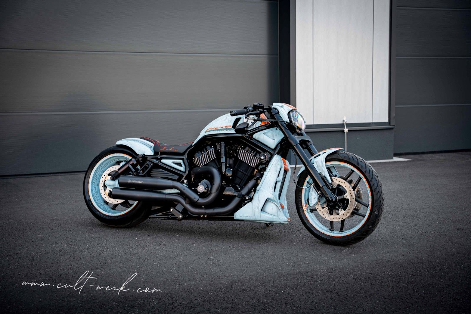 HARLEY DAVIDSON V-Rod Night Rod Special "GULF" by Cult-Werk HARLEY DAVIDSON V-Rod Night Rod Special "GULF" by Cult-Werk