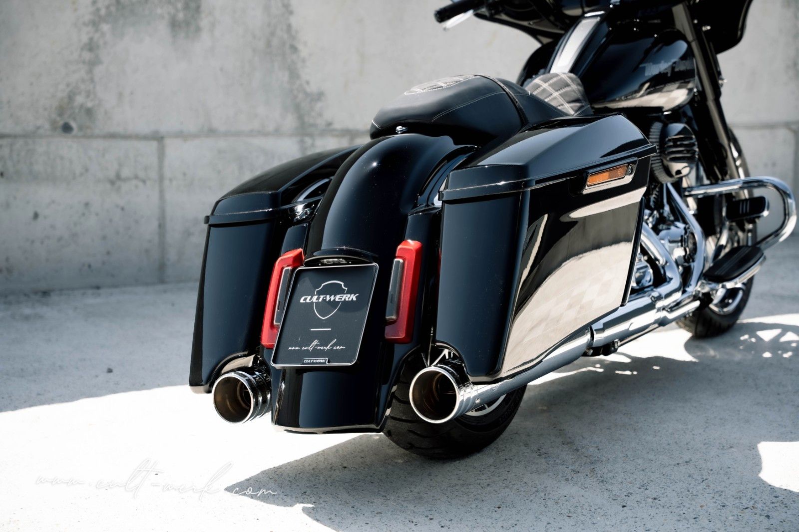 HARLEY DAVIDSON STREET GLIDE SPECIAL 21" LUFT KLAPPE - CULT-WERK