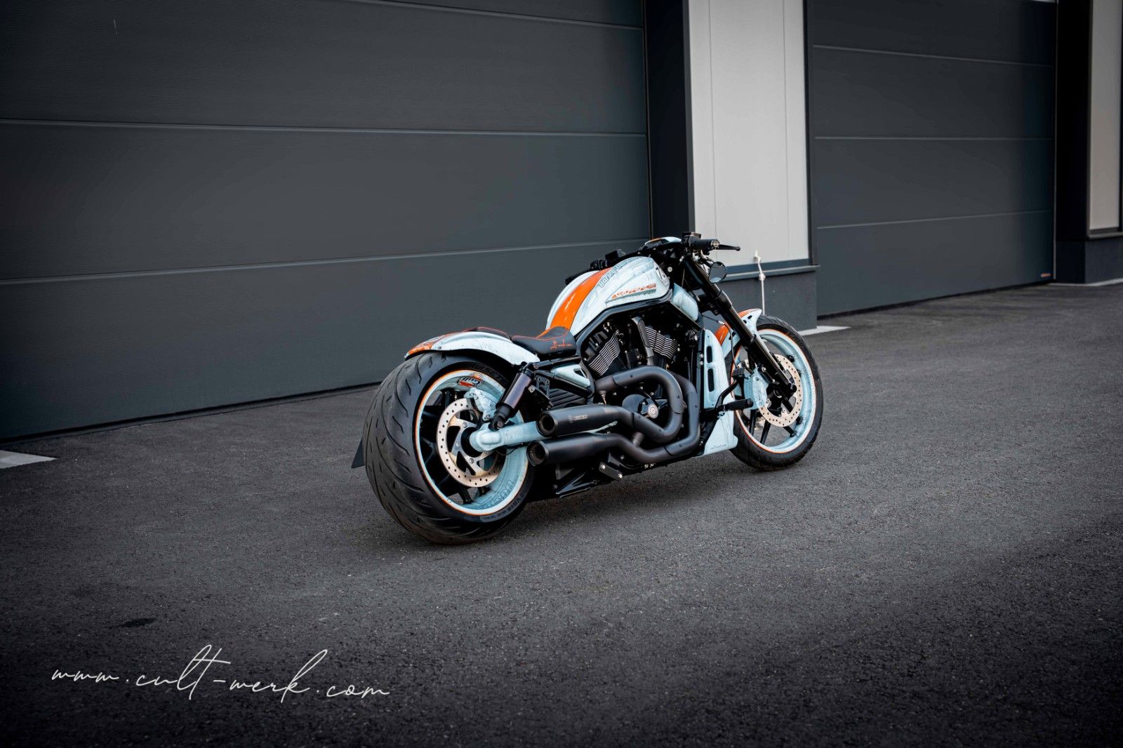 HARLEY DAVIDSON V-Rod Night Rod Special "GULF" by Cult-Werk HARLEY DAVIDSON V-Rod Night Rod Special "GULF" by Cult-Werk
