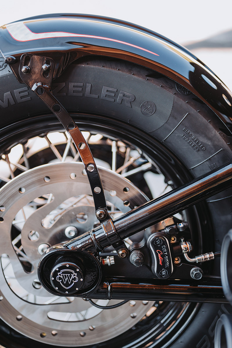 HARLEY SOFTAIL - Heckumbau Kit "Old School" (BJ. Street Bob & Softail Standard ab 2018)