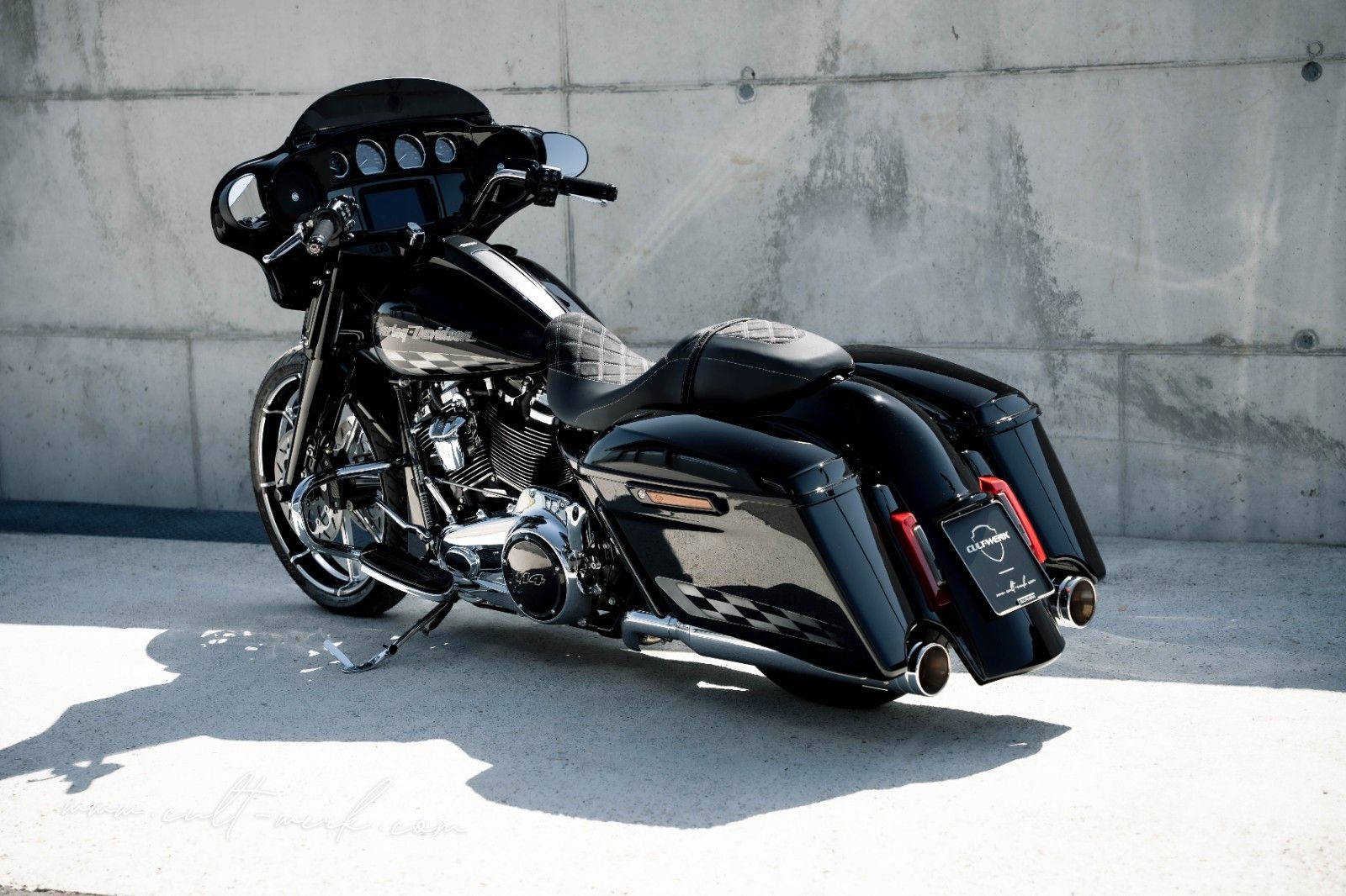 HARLEY DAVIDSON STREET GLIDE SPECIAL 21" LUFT KLAPPE - CULT-WERK