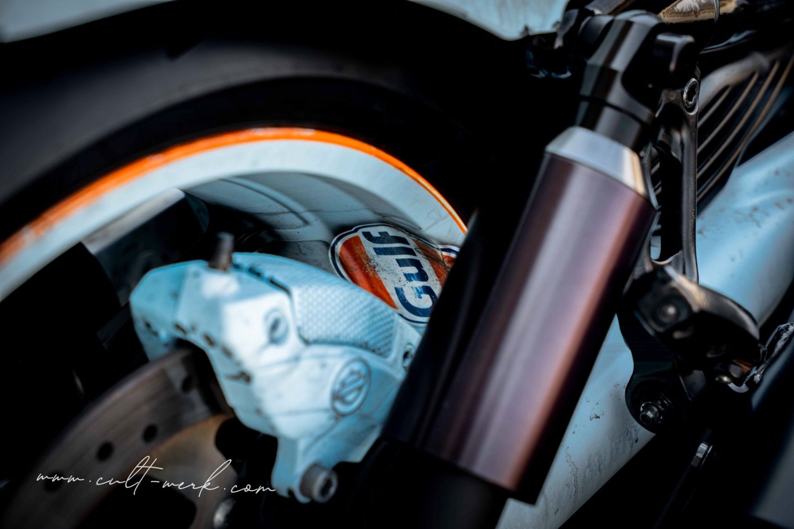 HARLEY DAVIDSON V-Rod Night Rod Special "GULF" by Cult-Werk HARLEY DAVIDSON V-Rod Night Rod Special "GULF" by Cult-Werk