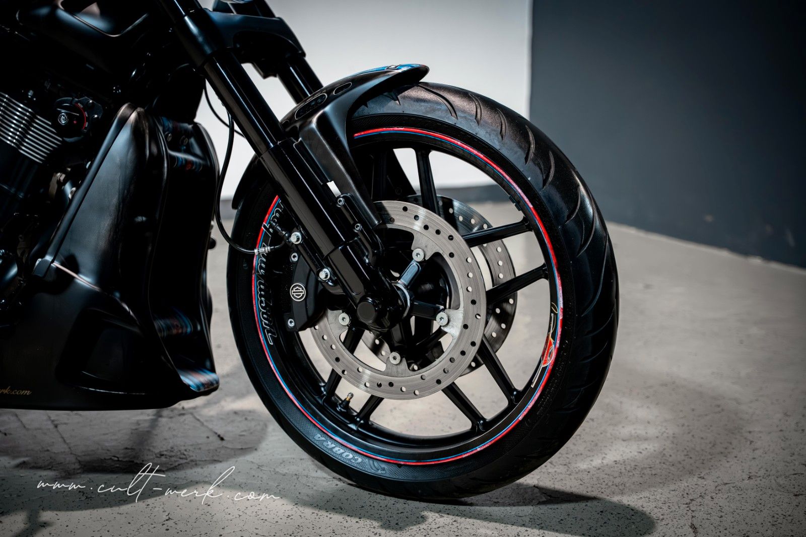 HARLEY DAVIDSON V-Rod Night Rod Special "Martini" by Cult-Werk