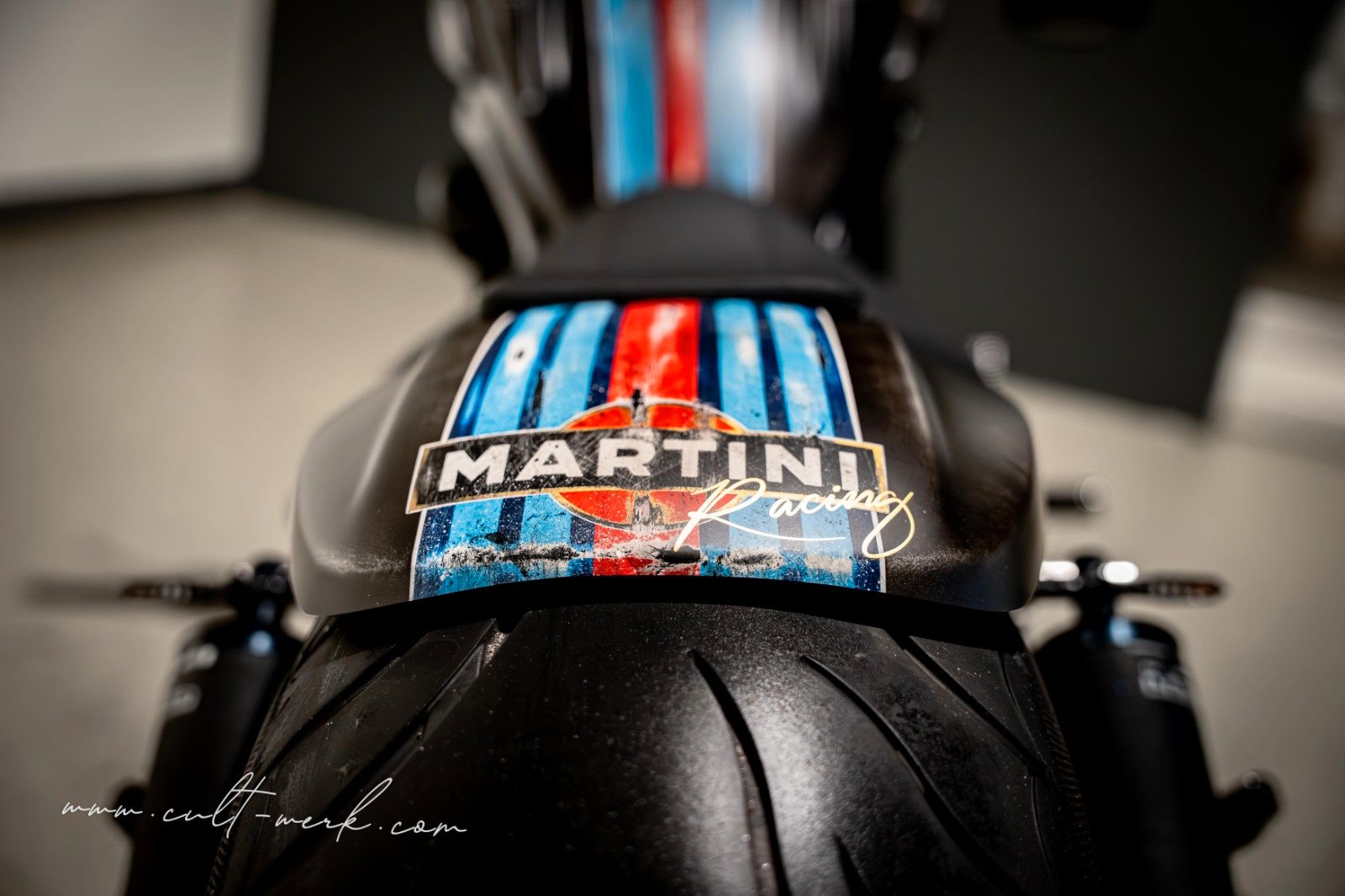 HARLEY DAVIDSON V-Rod Night Rod Special "Martini" by Cult-Werk