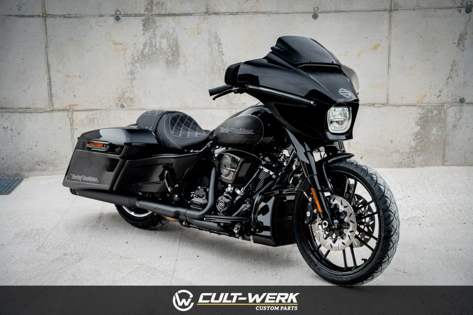 Harley-Davidson STREET GLIDE 24 "FADE CAMOU" LUFT by Cult-Werk