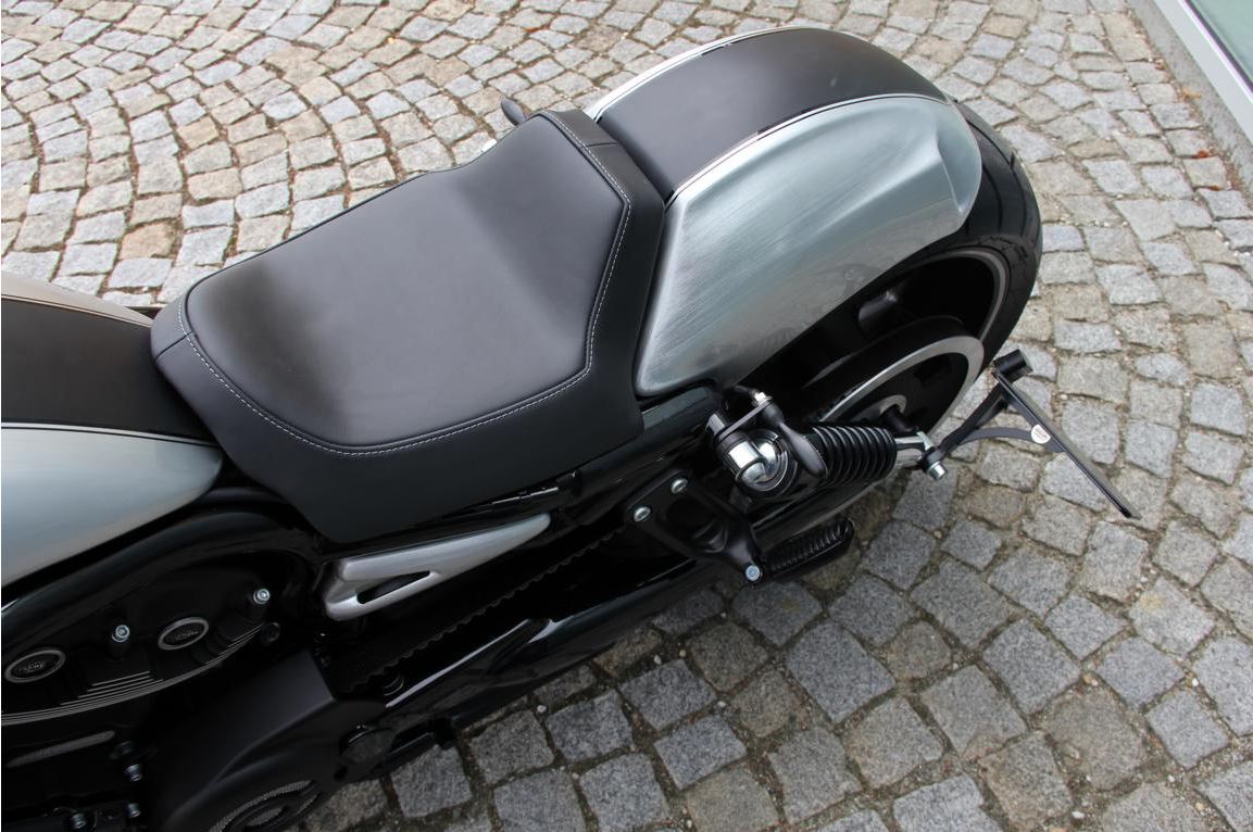 HARLEY V ROD NIGHT ROD SPECIAL - Heckumbau GT (BJ. 2007 - 2017, mit Metallinnenfender)