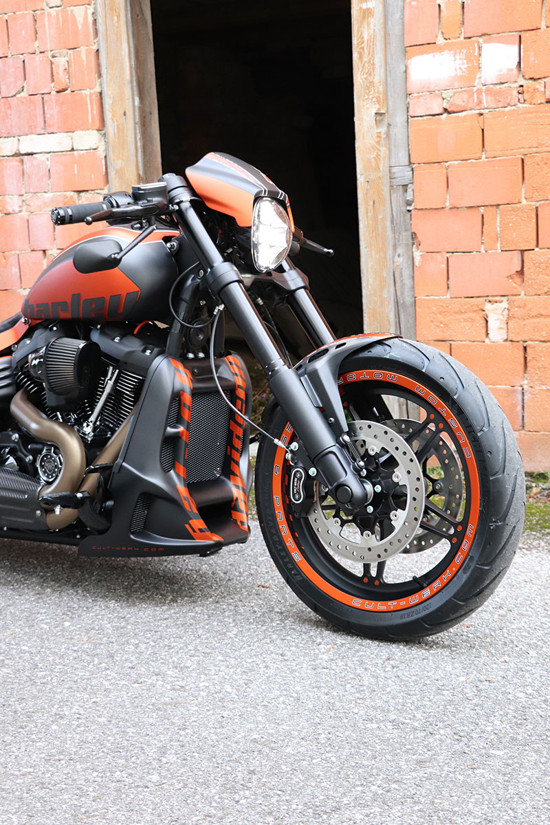 HARLEY SOFTAIL - Kühlerverkleidung RACING (Breakout ab 2018 & FXDR)