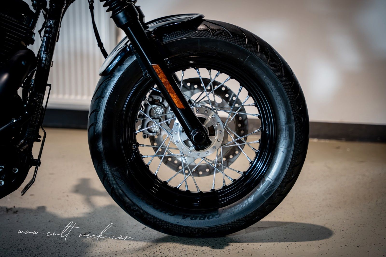HARLEY DAVIDSON SPORTSTER 1200 CUSTOM "NARDO GREY" 48 by CW