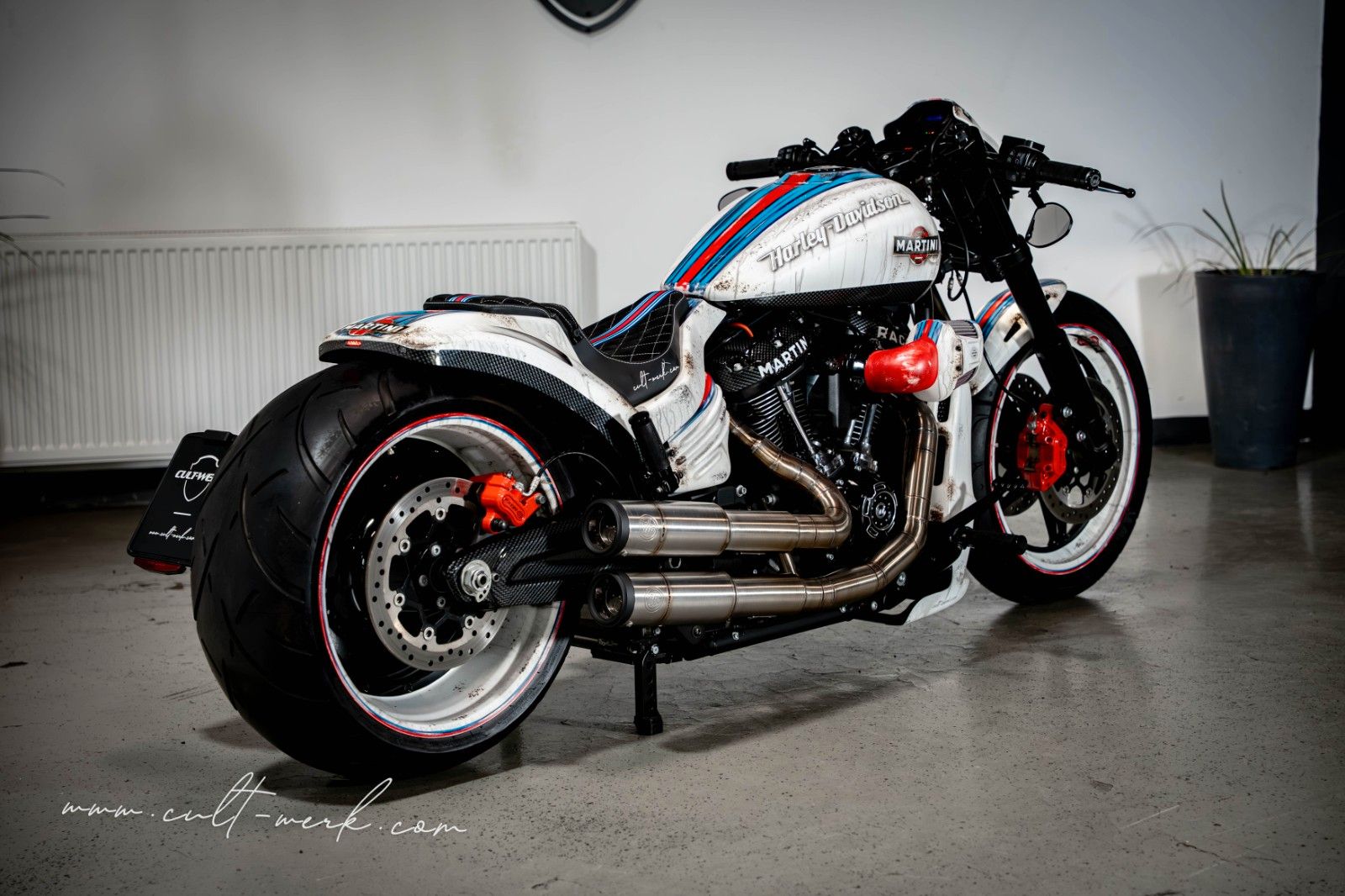 HARLEY DAVIDSON FXDR 114 "Martini Used Look" by Cult-Werk