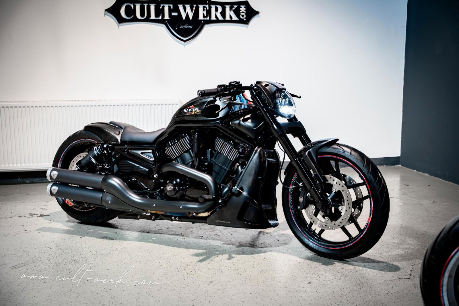HARLEY DAVIDSON V-Rod Night Rod Special "Martini" by Cult-Werk