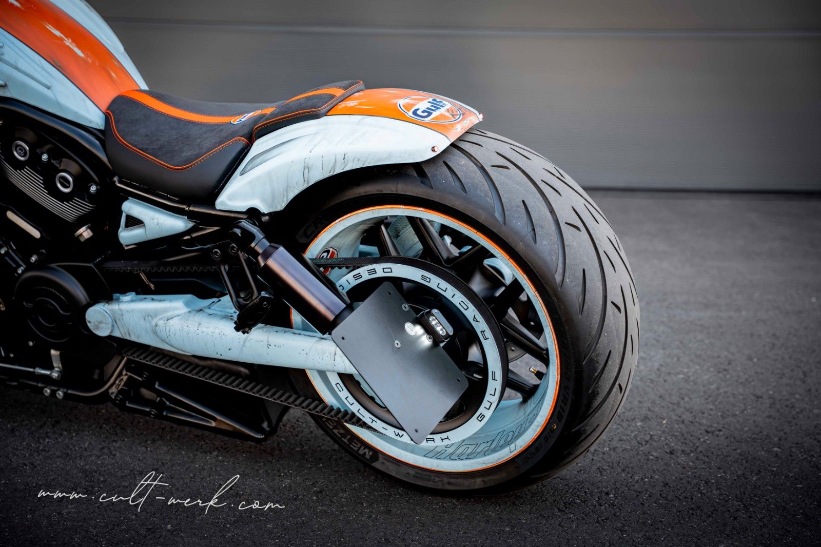 HARLEY DAVIDSON V-Rod Night Rod Special "GULF" by Cult-Werk HARLEY DAVIDSON V-Rod Night Rod Special "GULF" by Cult-Werk