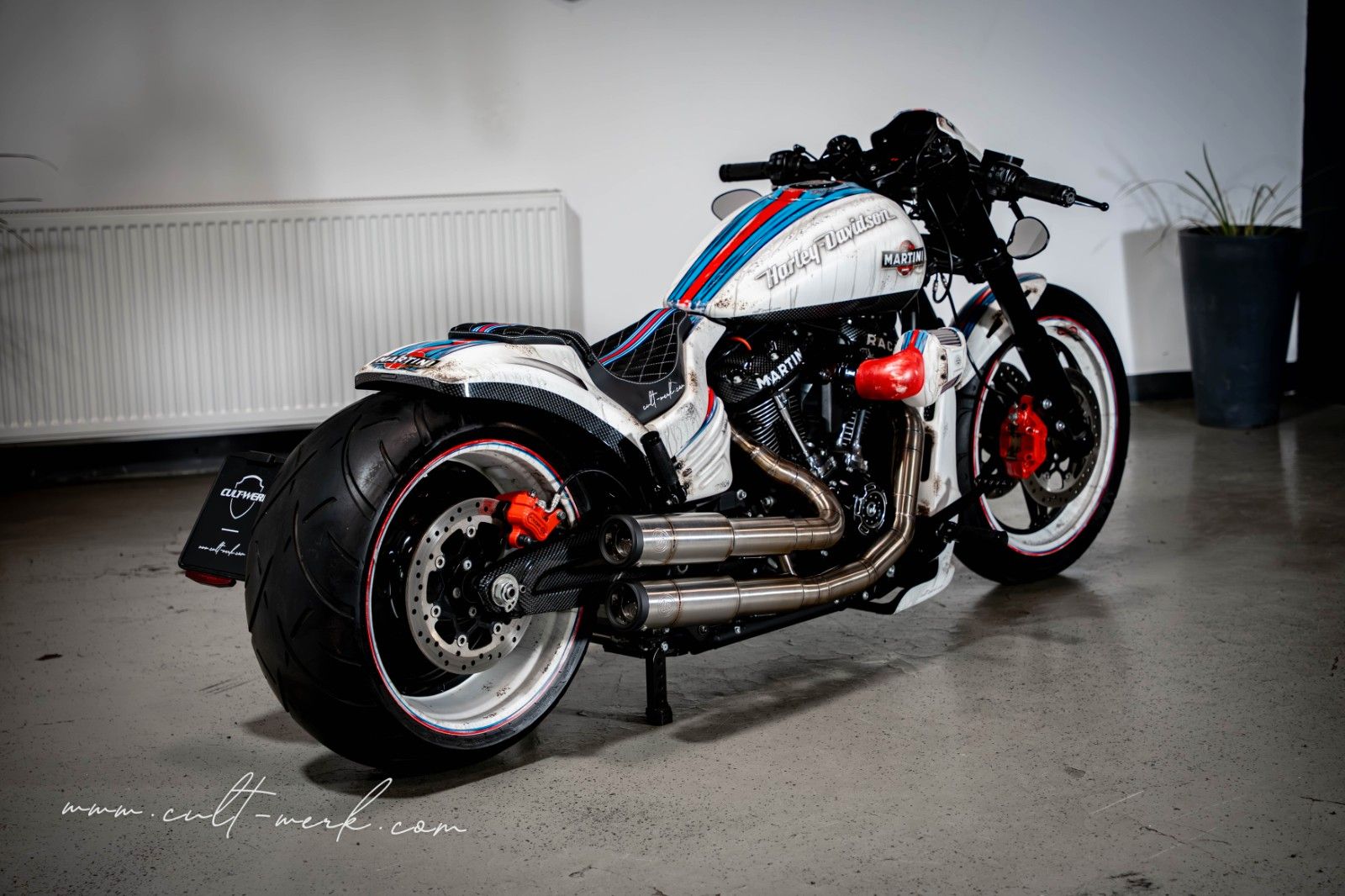 HARLEY DAVIDSON FXDR 114 "Martini Used Look" by Cult-Werk