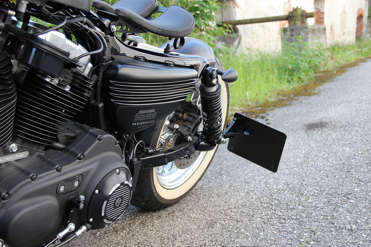 HARLEY SPORTSTER - Seitendeckelset BOBBER (BJ. SPO ab 2014 bis aktuell, schwarz glänzend)