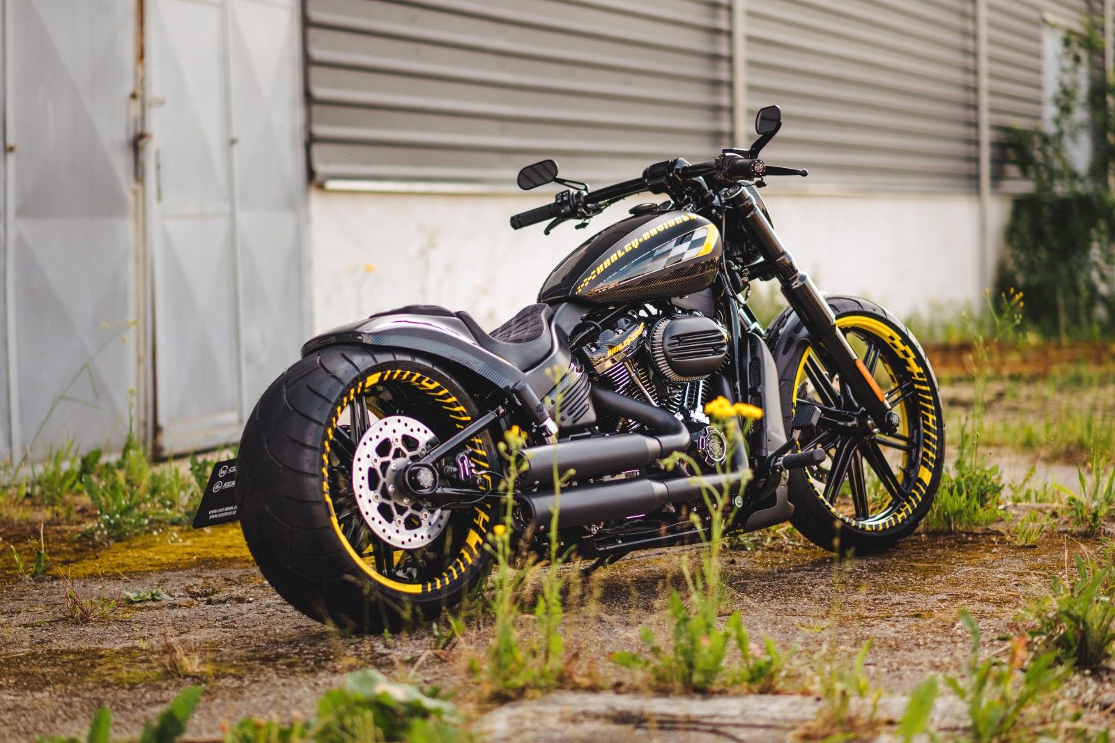 HARLEY DAVIDSON Breakout 114 "Yellow Racer" 280 by Cult-Werk