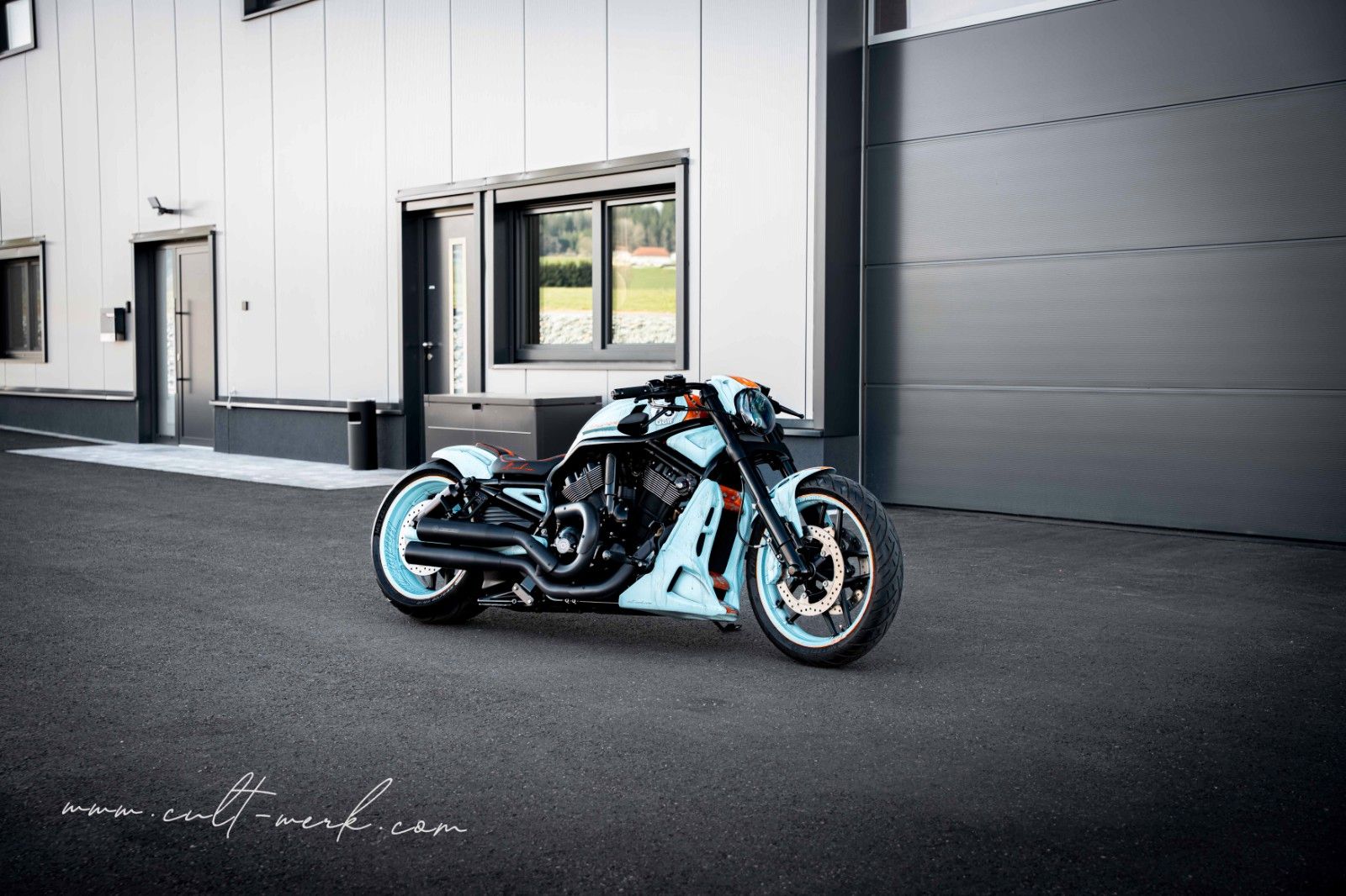 HARLEY DAVIDSON V-Rod Night Rod Special "GULF" by Cult-Werk HARLEY DAVIDSON V-Rod Night Rod Special "GULF" by Cult-Werk
