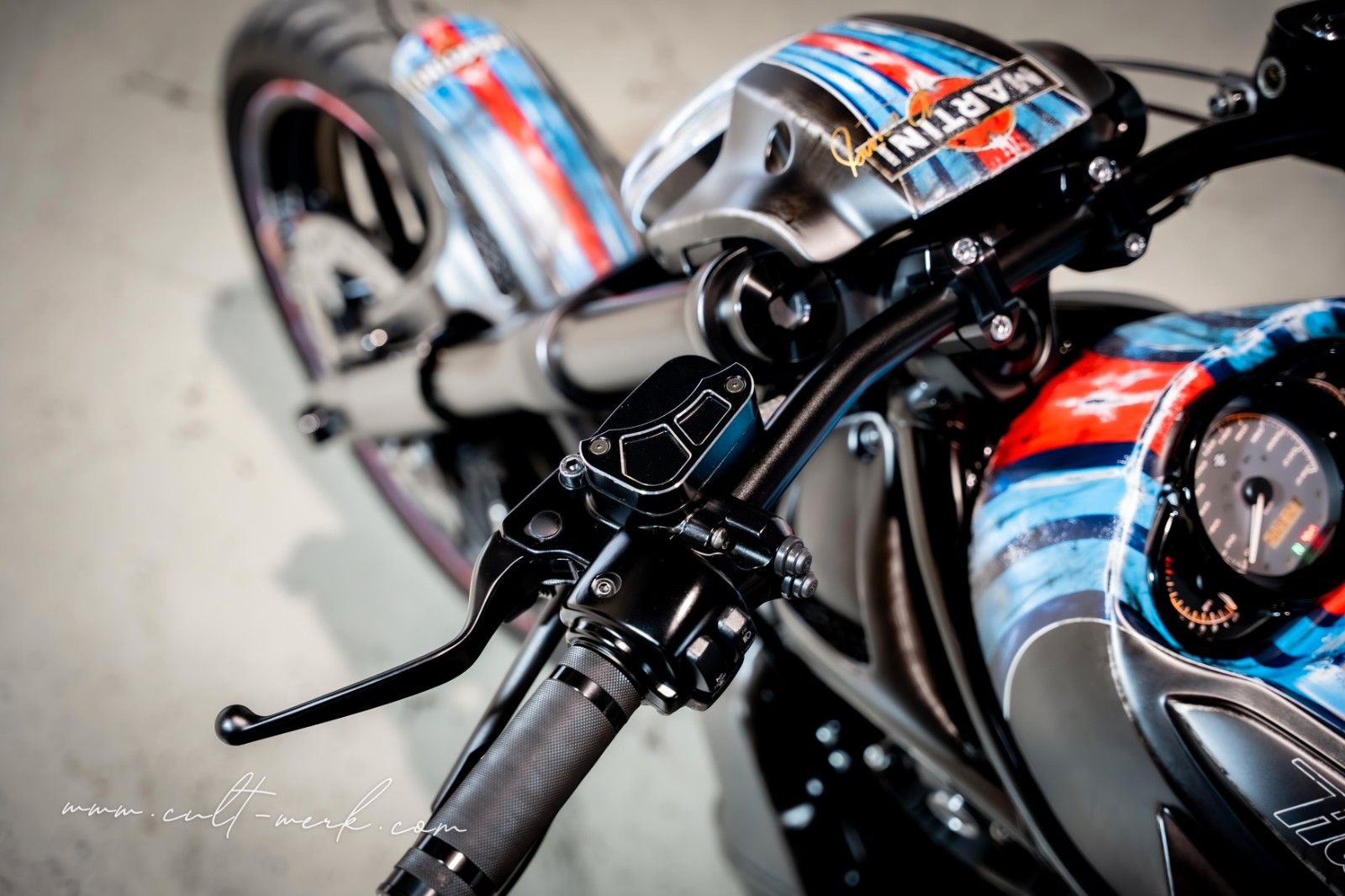 HARLEY DAVIDSON V-Rod Night Rod Special "Martini" by Cult-Werk