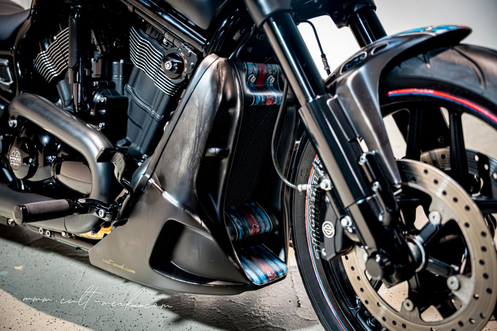 HARLEY DAVIDSON V-Rod Night Rod Special "Martini" by Cult-Werk