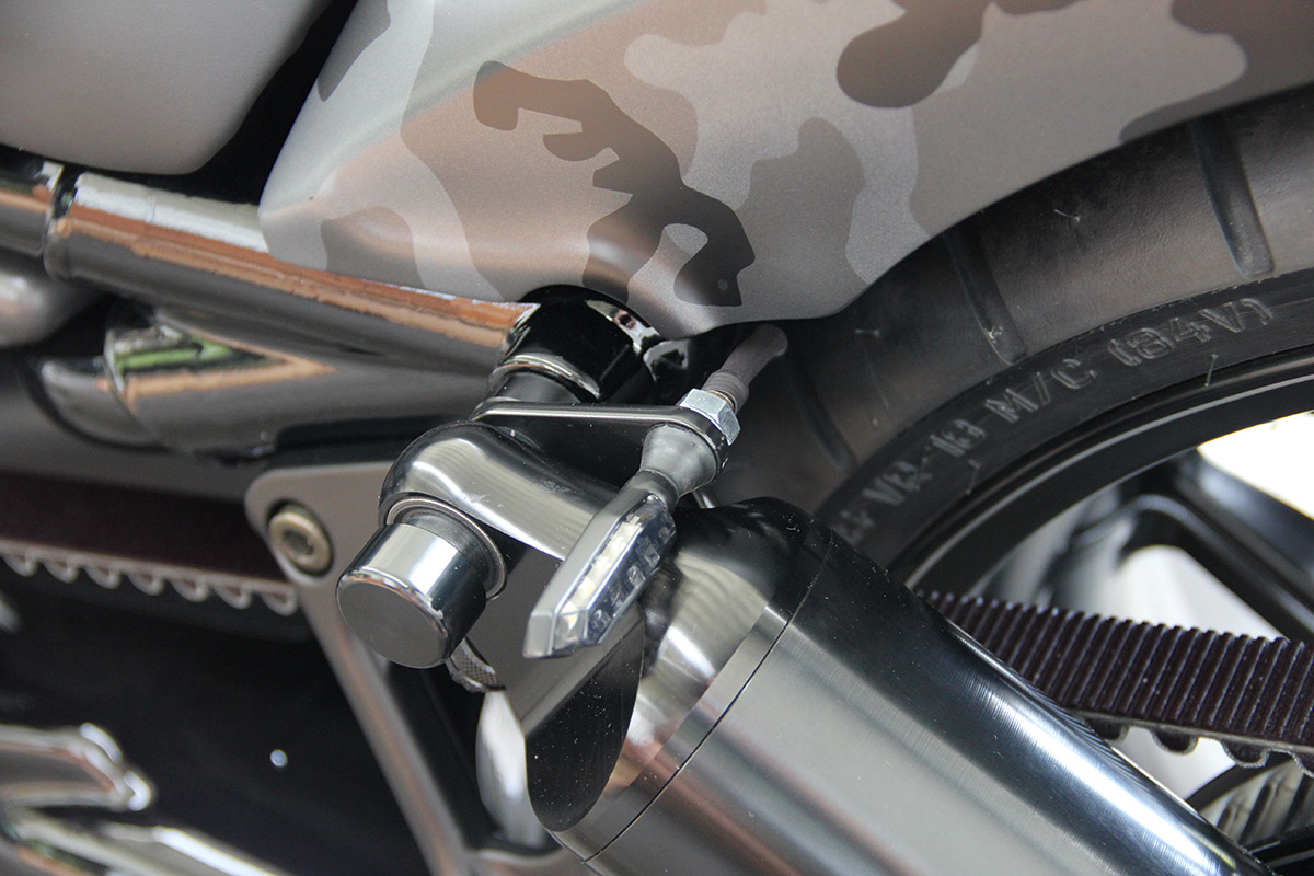 HARLEY - LED Rücklicht / Blinker 3 in 1 (schwarz mit getöntem Glas)