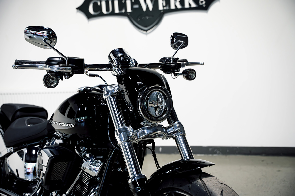 Scheinwerfermaske V-ROD STYLE (passend für Harley-Davidson Modelle: Breakout ab 2025)