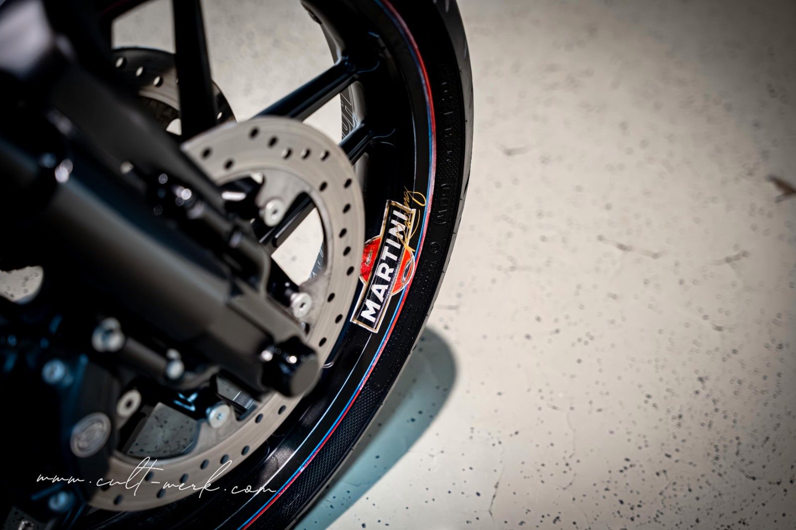 HARLEY DAVIDSON V-Rod Night Rod Special "Martini" by Cult-Werk