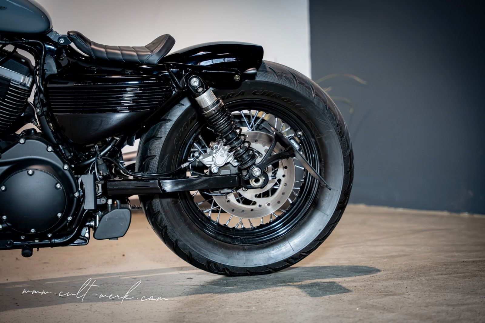 HARLEY DAVIDSON SPORTSTER 1200 CUSTOM "NARDO GREY" 48 by CW