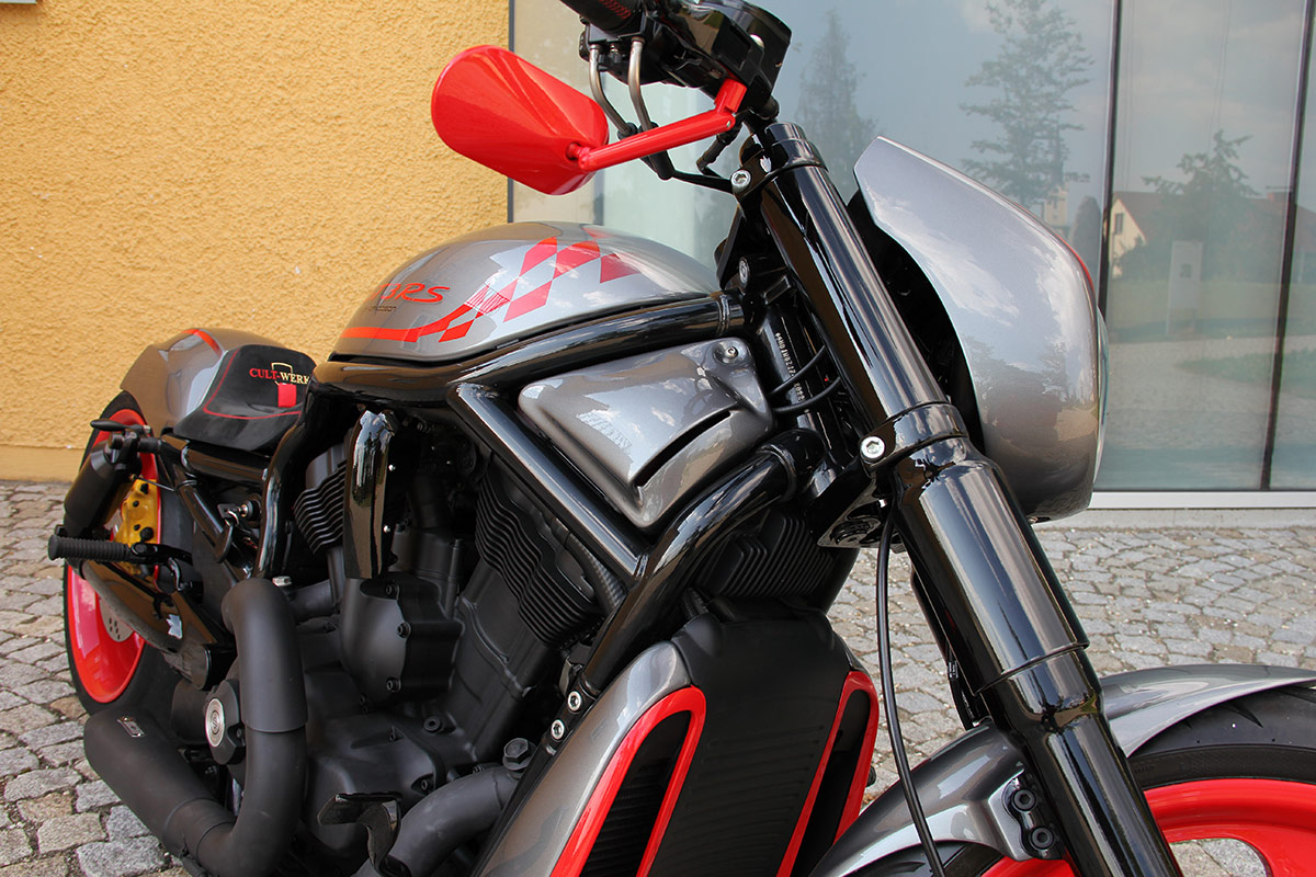 HARLEY V ROD NIGHT ROD SPECIAL - Obere Gabel Cover (BJ. 2007 - 2011)