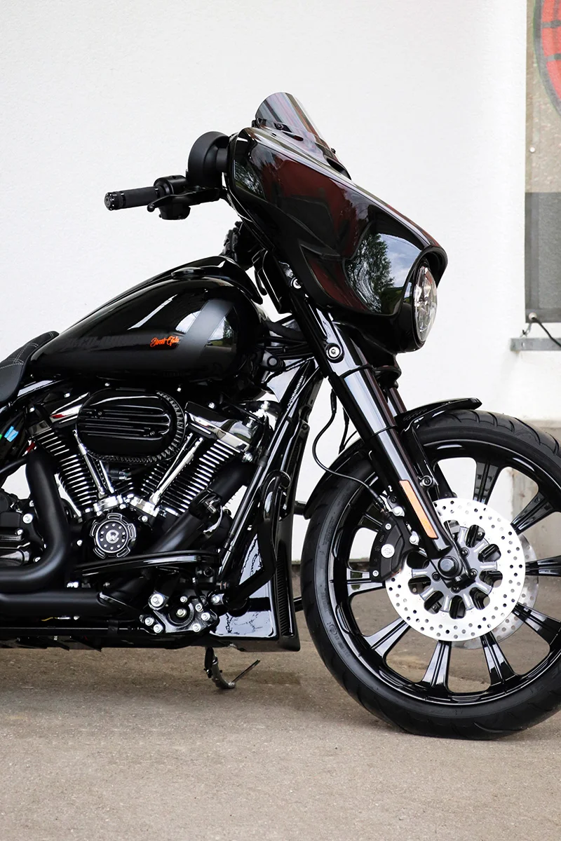 Bugspoiler CUSTOM (passend für Harley-Davidson Modelle: Touring ab 2021, mit Sturzbügel)