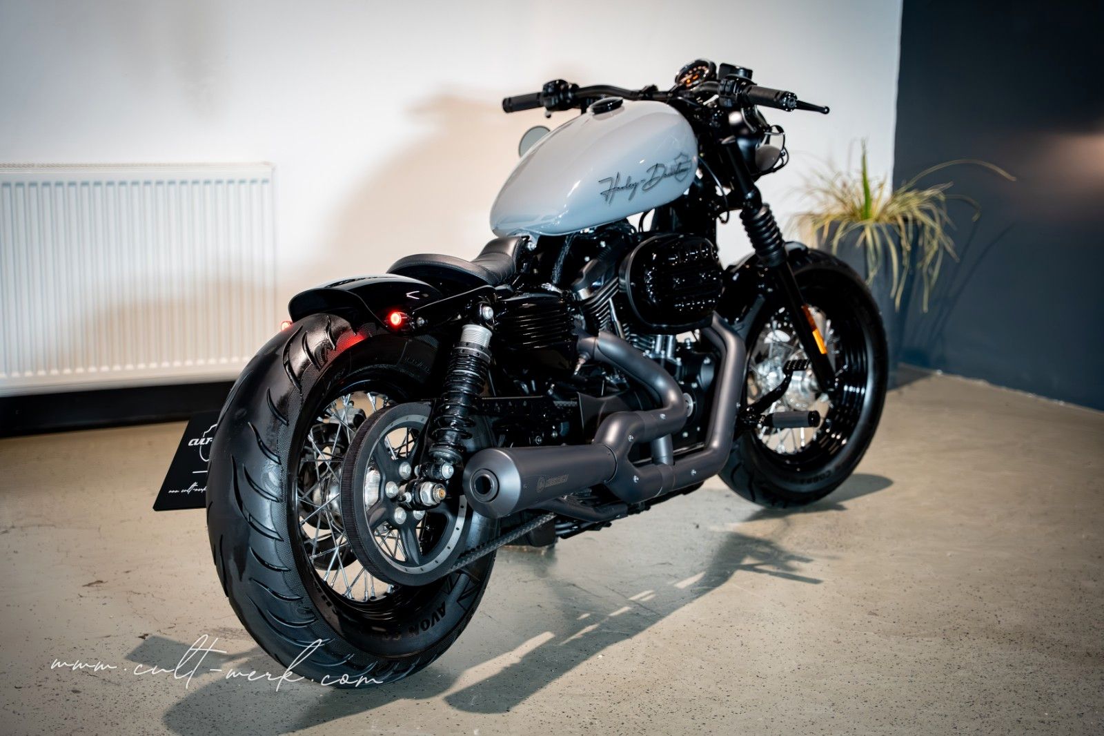 HARLEY DAVIDSON SPORTSTER 1200 CUSTOM "NARDO GREY" 48 by CW