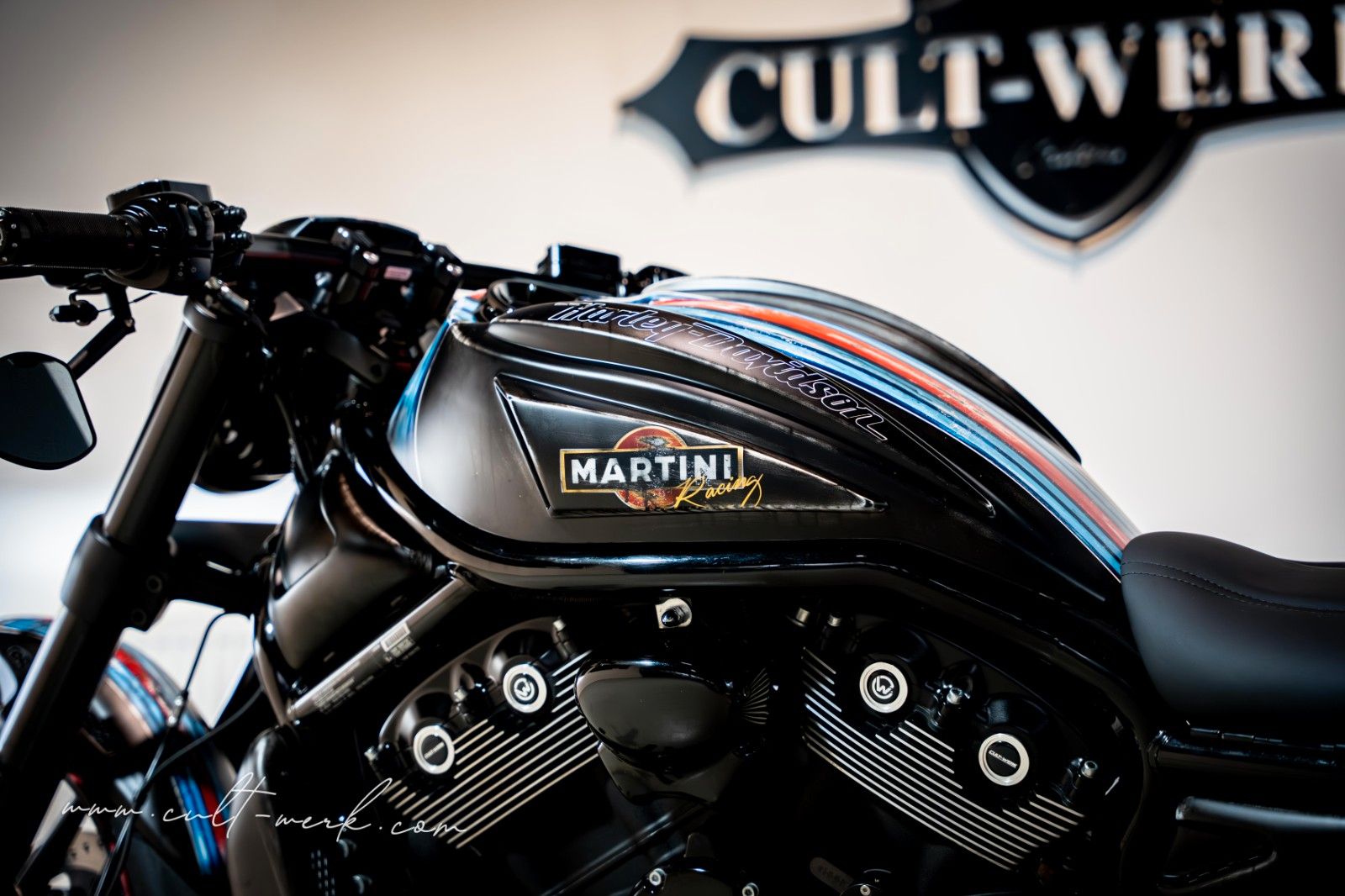 HARLEY DAVIDSON V-Rod Night Rod Special "Martini" by Cult-Werk