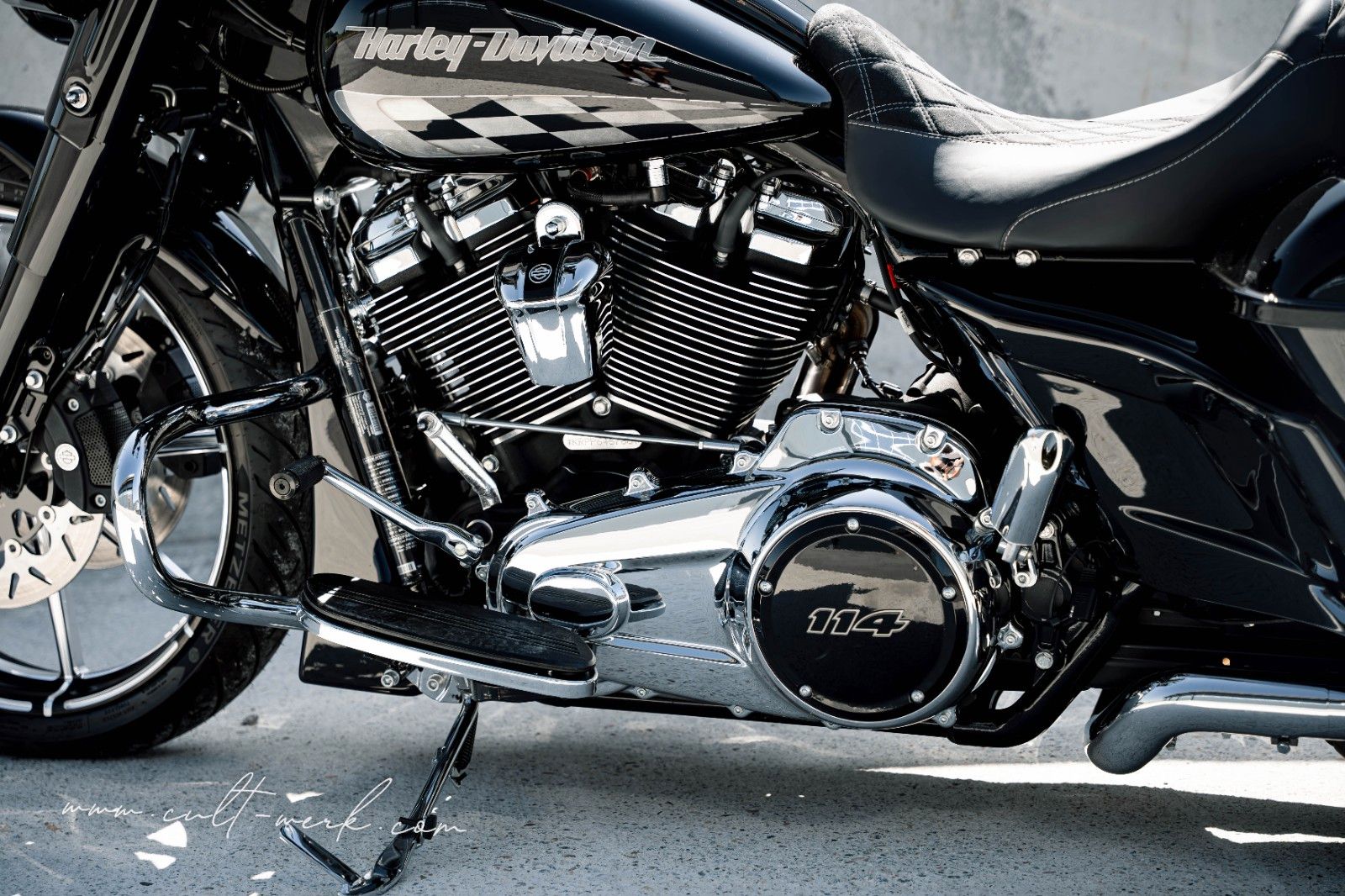 HARLEY DAVIDSON STREET GLIDE SPECIAL 21" LUFT KLAPPE - CULT-WERK