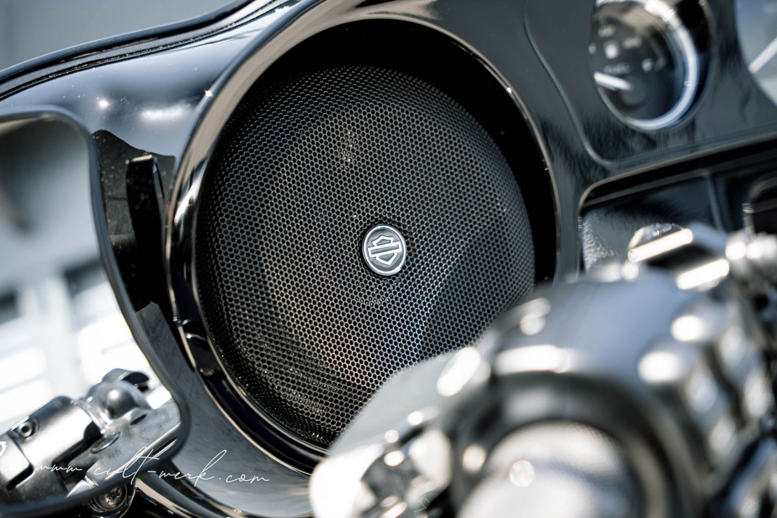 HARLEY DAVIDSON STREET GLIDE SPECIAL 21" LUFT KLAPPE - CULT-WERK
