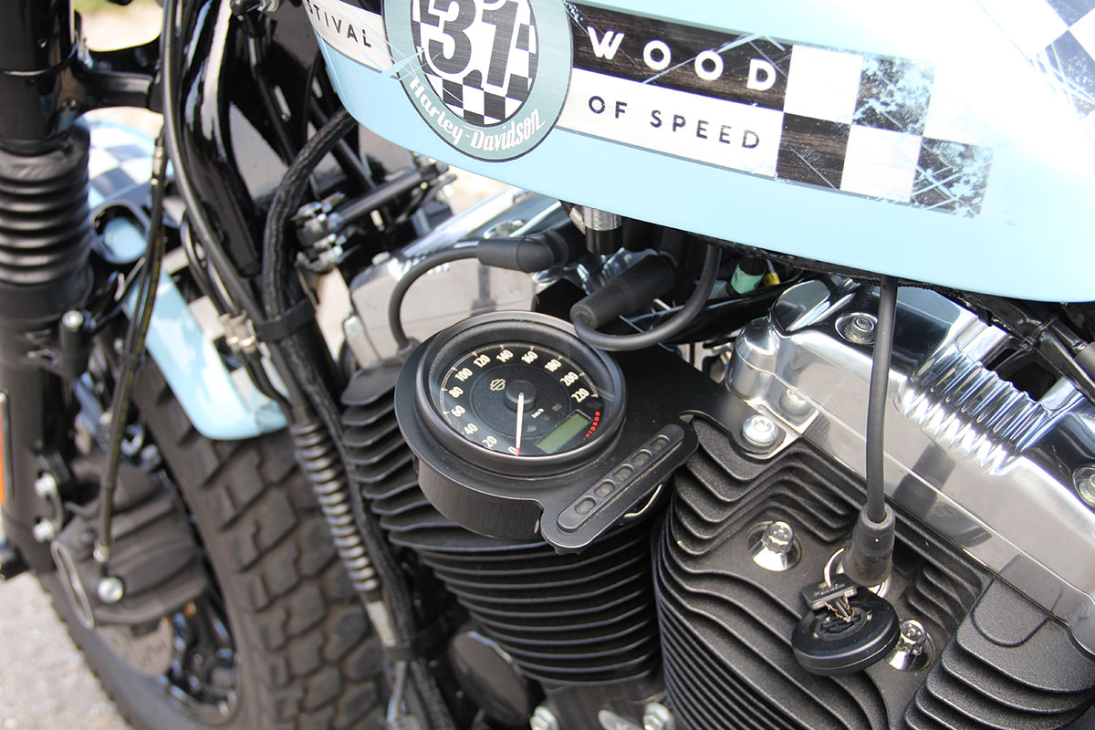 HARLEY SPORTSTER - Tachohalterung seitlich (BJ. alle SPO 48, mit Tachoabdeckung)