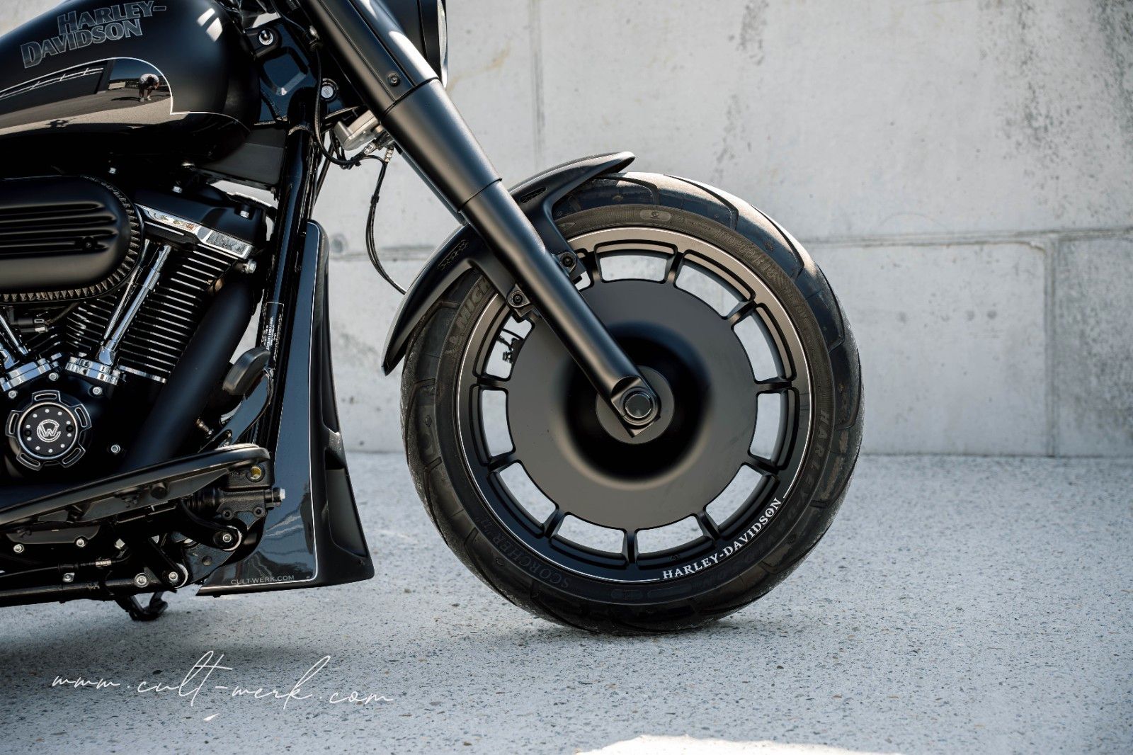 Harley-Davidson Fat Boy 114 "Black Racing" by Cult-Werk