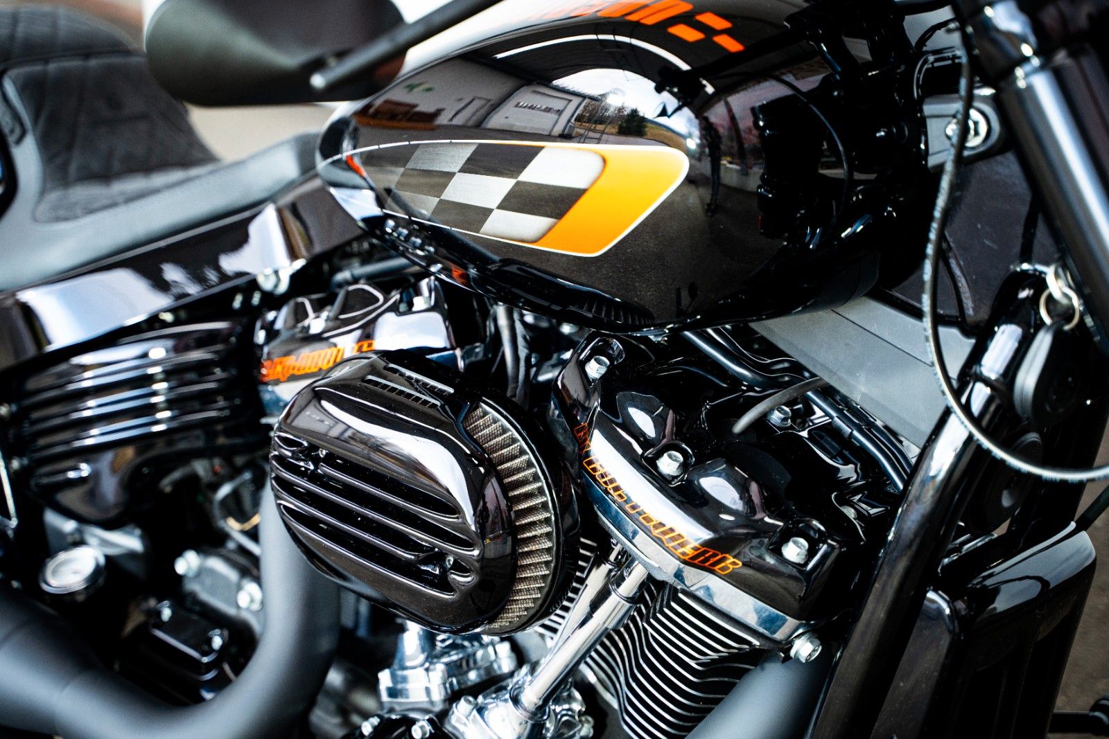 Harley-Davidson Breakout 114 "Orange Racer" by Cult-Werk Harley-Davidson Breakout 114 "Orange Racer" by Cult-Werk