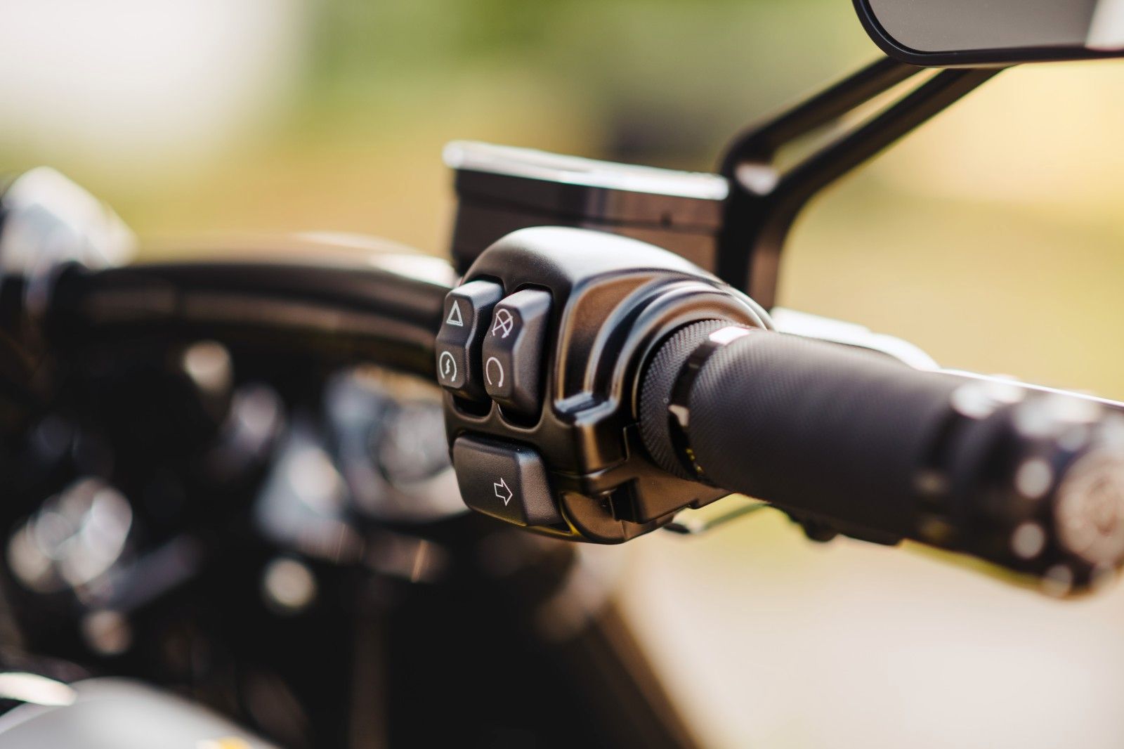 HARLEY DAVIDSON Breakout 114 "Yellow Racer" 280 by Cult-Werk