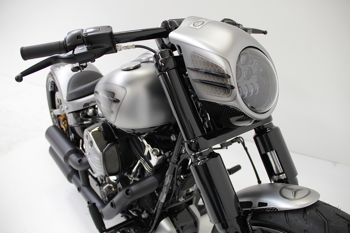 HARLEY - Blinkerhalter vorne (abgewinkelt)